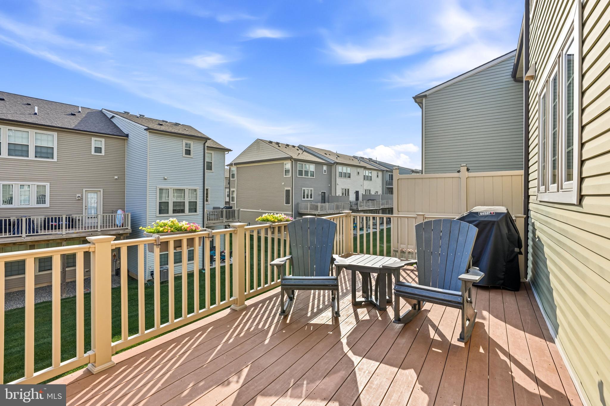 TALL OAKS - Residential