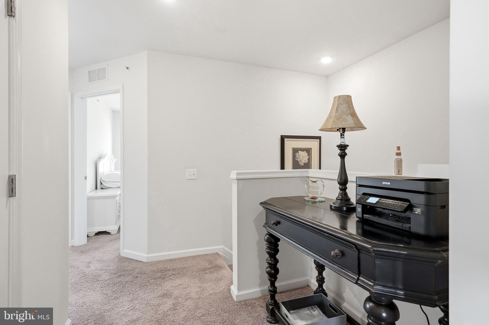 TALL OAKS - Residential