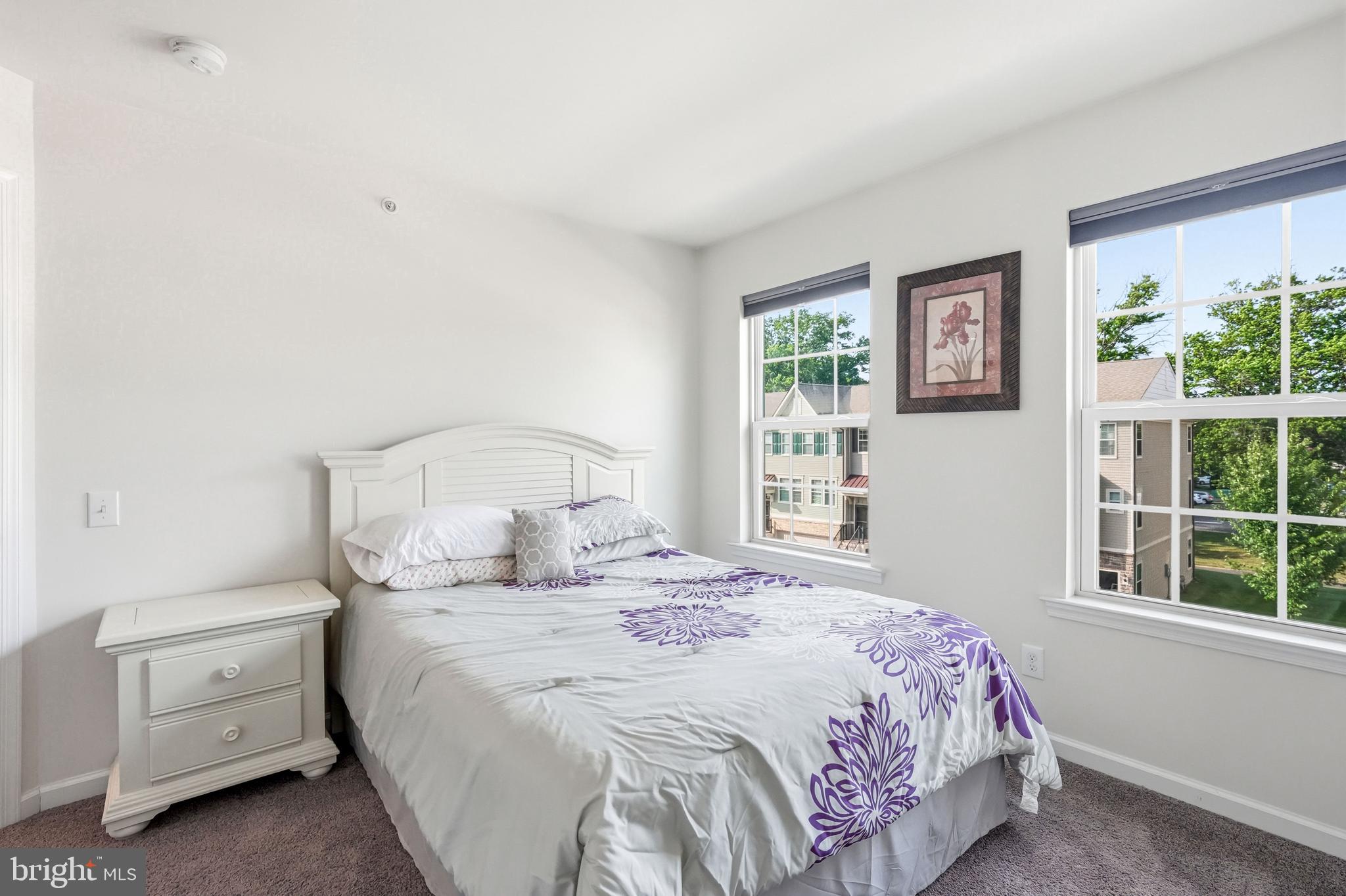 TALL OAKS - Residential