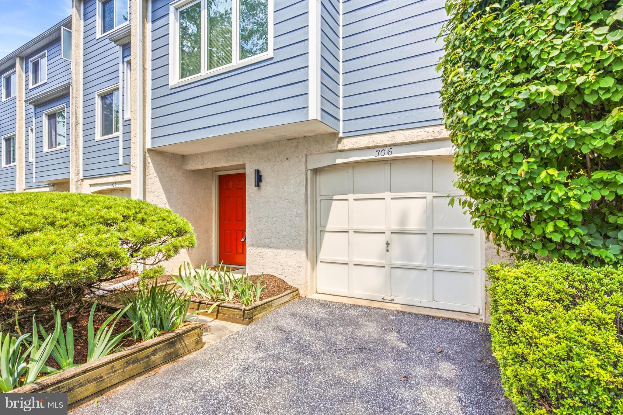 SOUTHPOINT - Residential