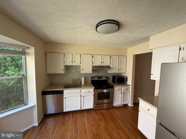 GUNNERS LAKE VILLAGE - Residential