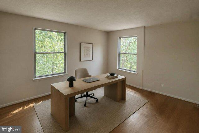 GUNNERS LAKE VILLAGE - Residential