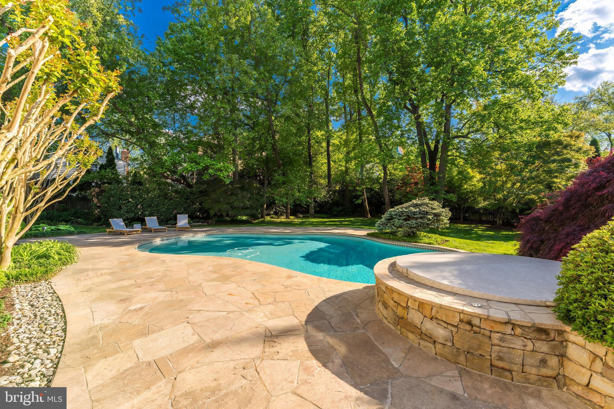BEVERLY MANOR - Residential