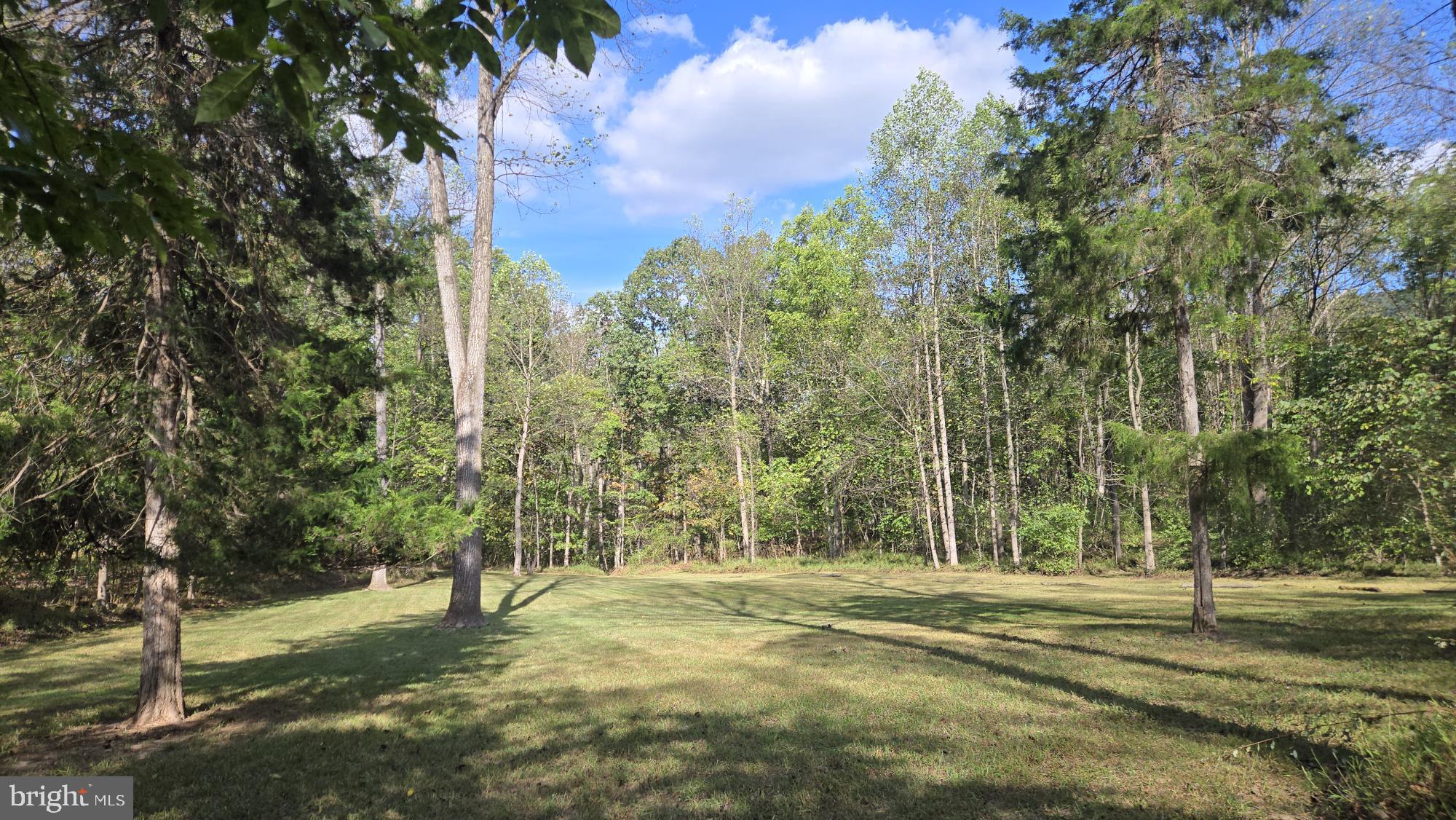 BIRCH CREEK - Land