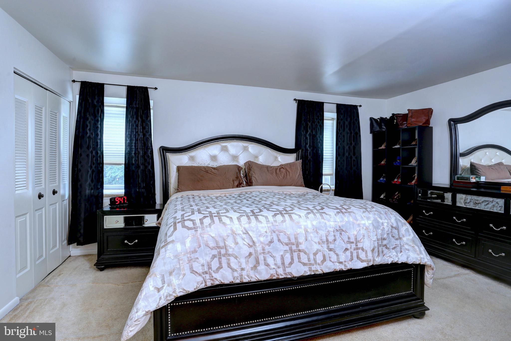 KINGS POINT - Residential