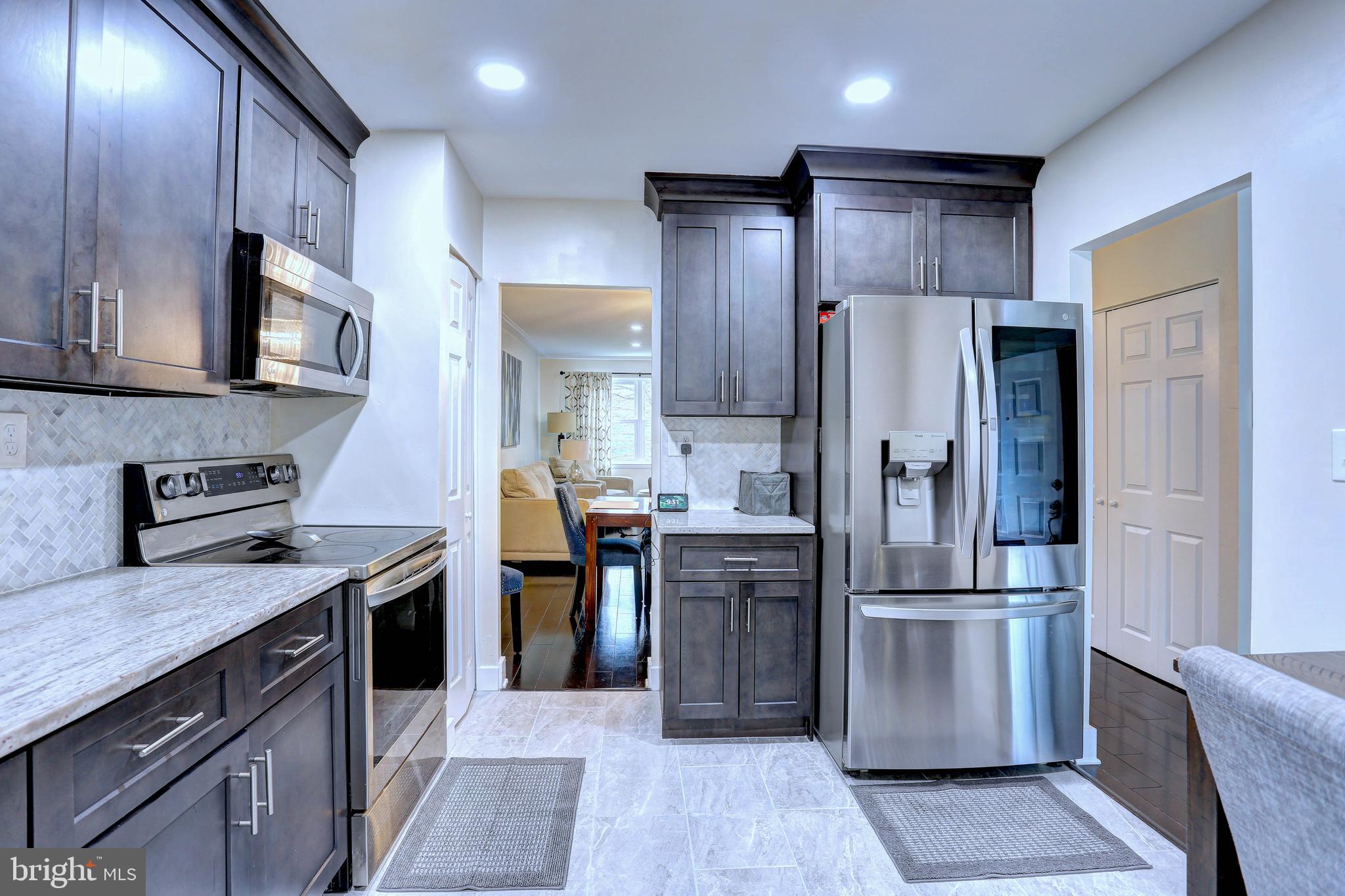 KINGS POINT - Residential