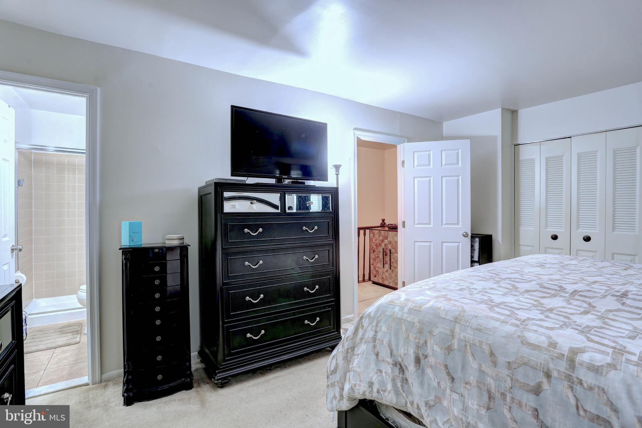KINGS POINT - Residential