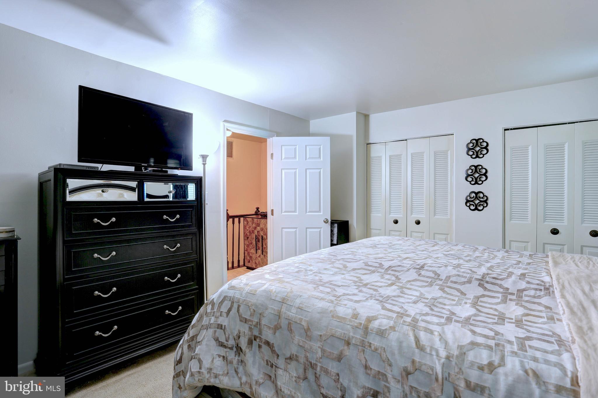 KINGS POINT - Residential