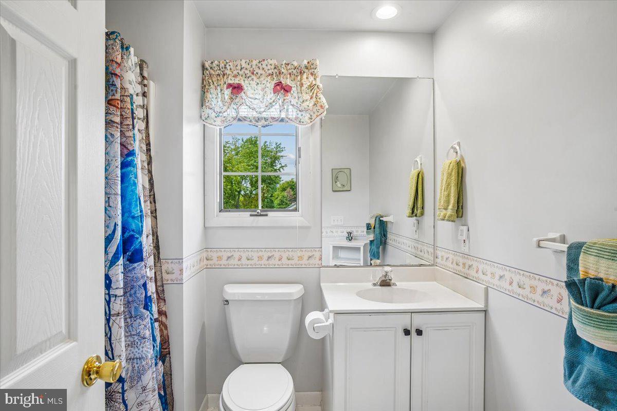 WHITES CREEK MANOR - Residential