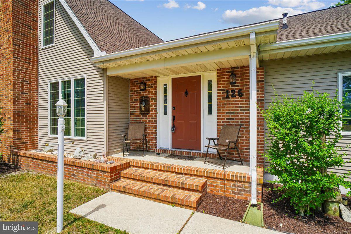 WHITES CREEK MANOR - Residential