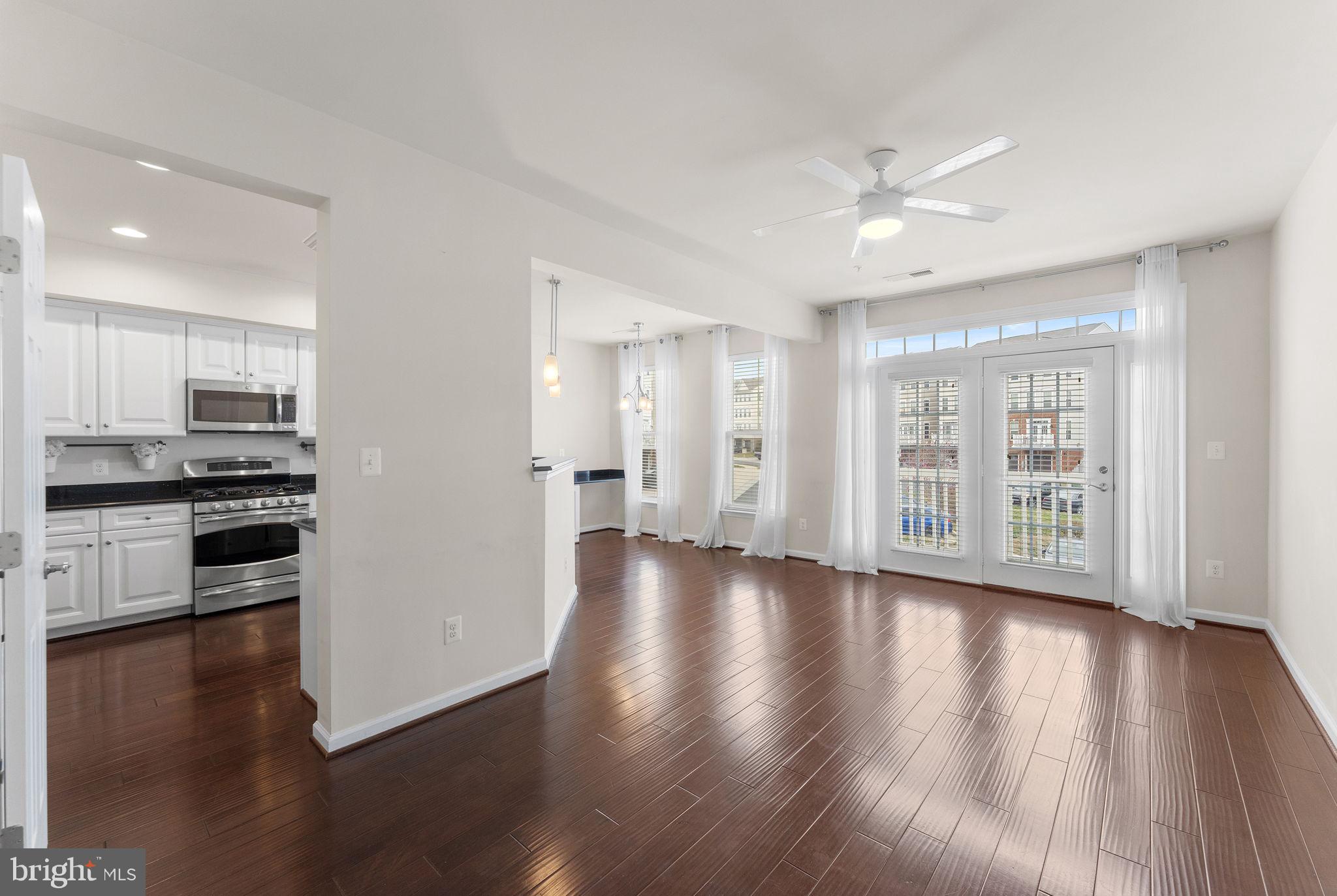 SUMMERWALK AT STONE RIDGE - Residential Lease