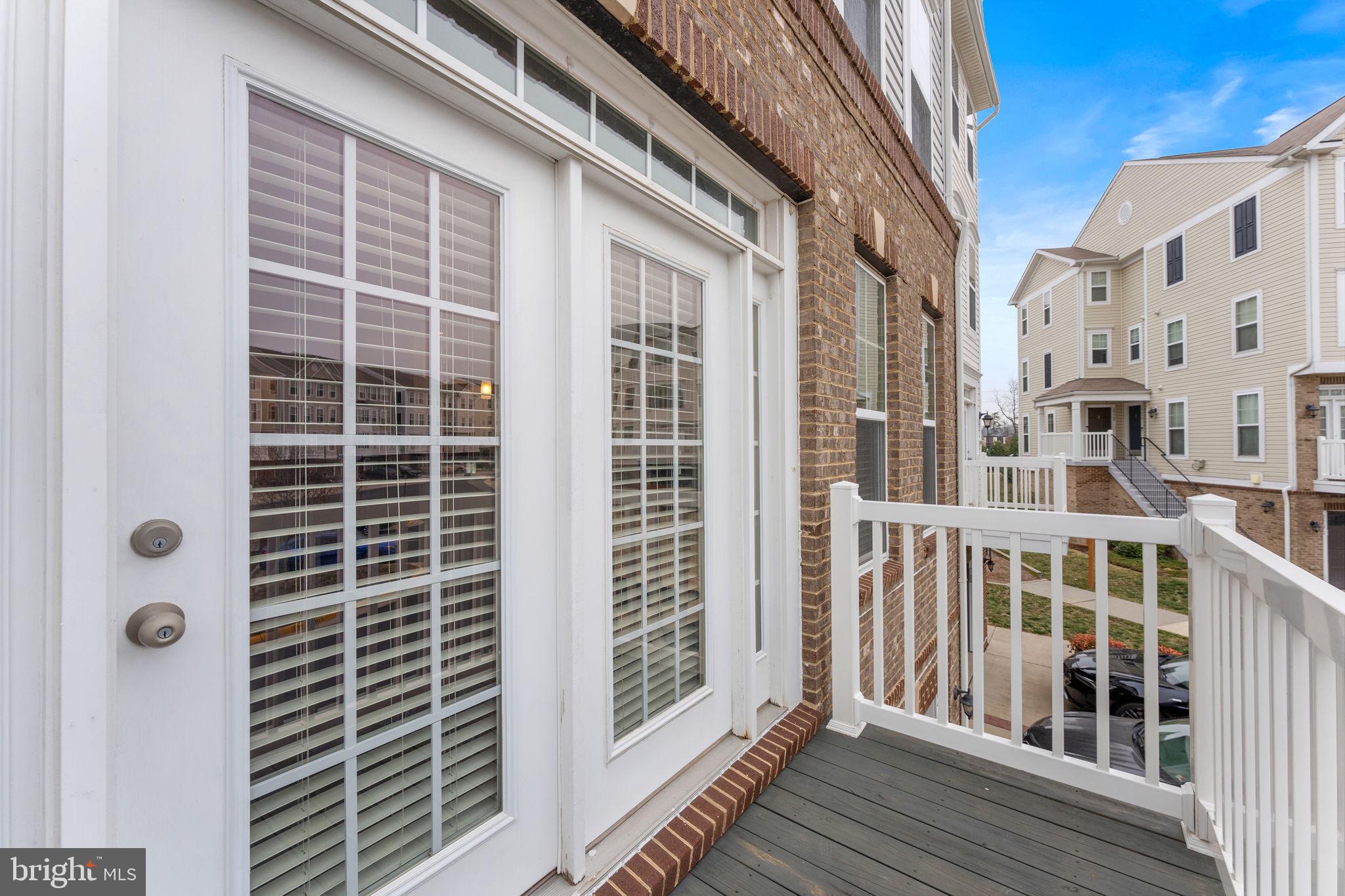 SUMMERWALK AT STONE RIDGE - Residential Lease