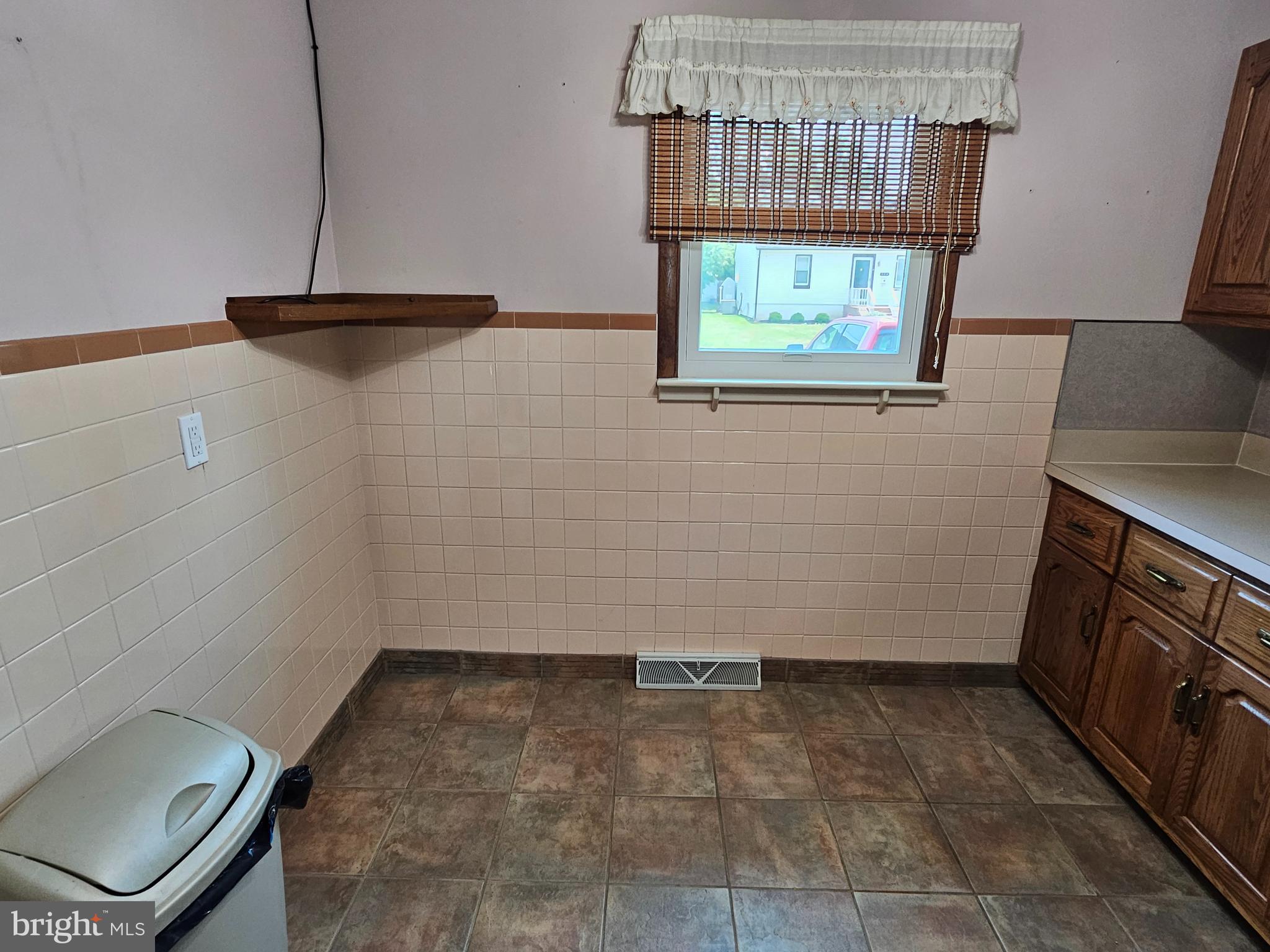 SPEEDWAY - Residential