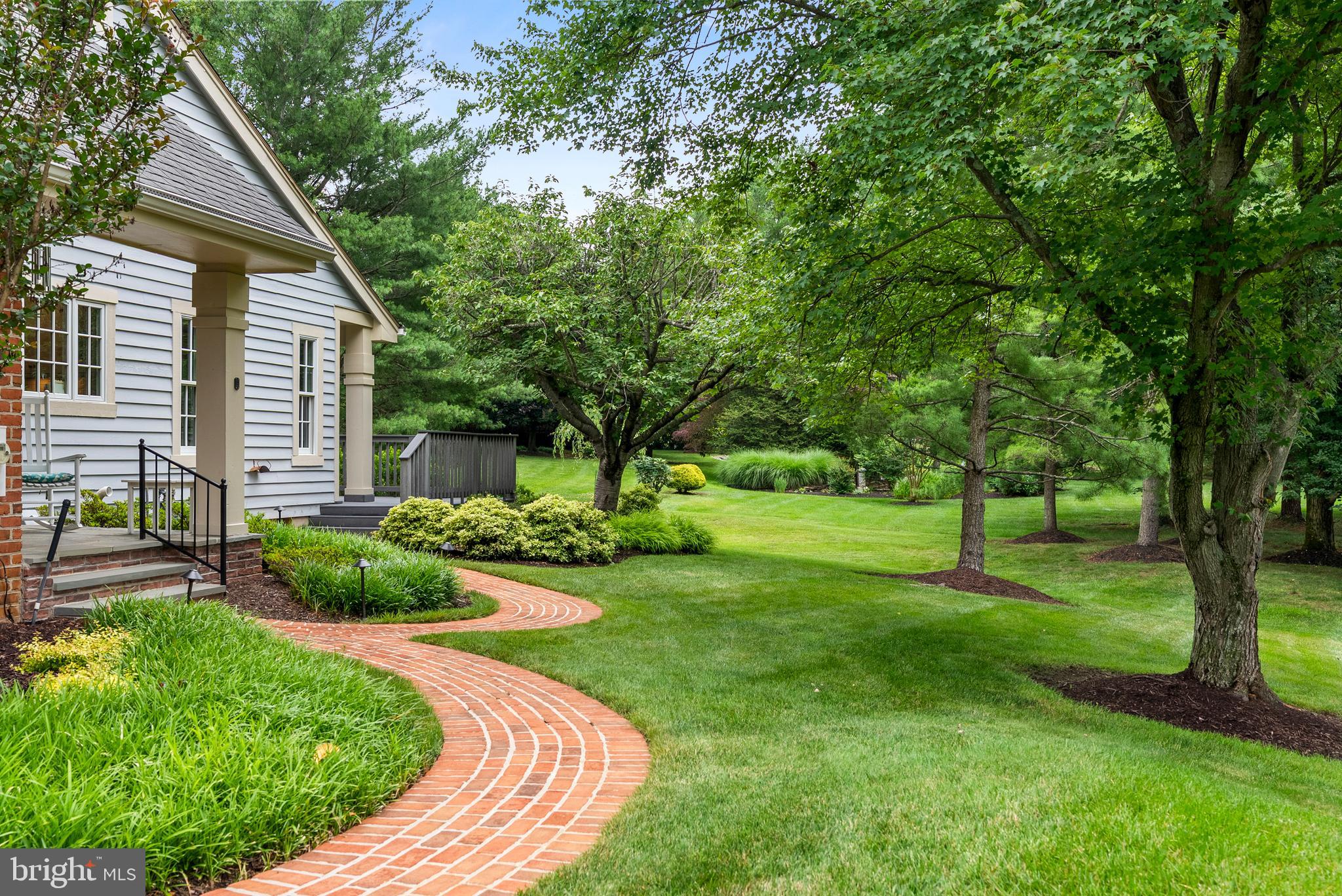 THE MEADOWS OF GREEN SPRING - Residential
