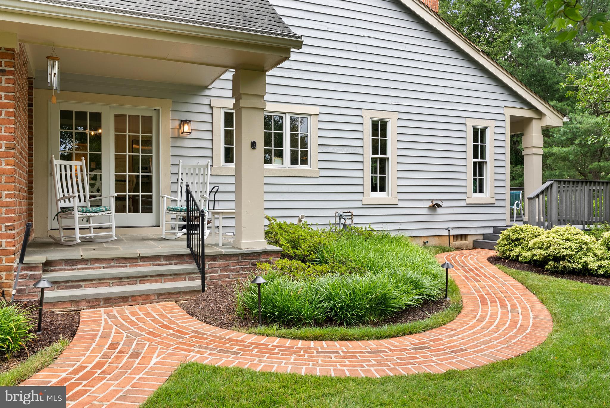 THE MEADOWS OF GREEN SPRING - Residential