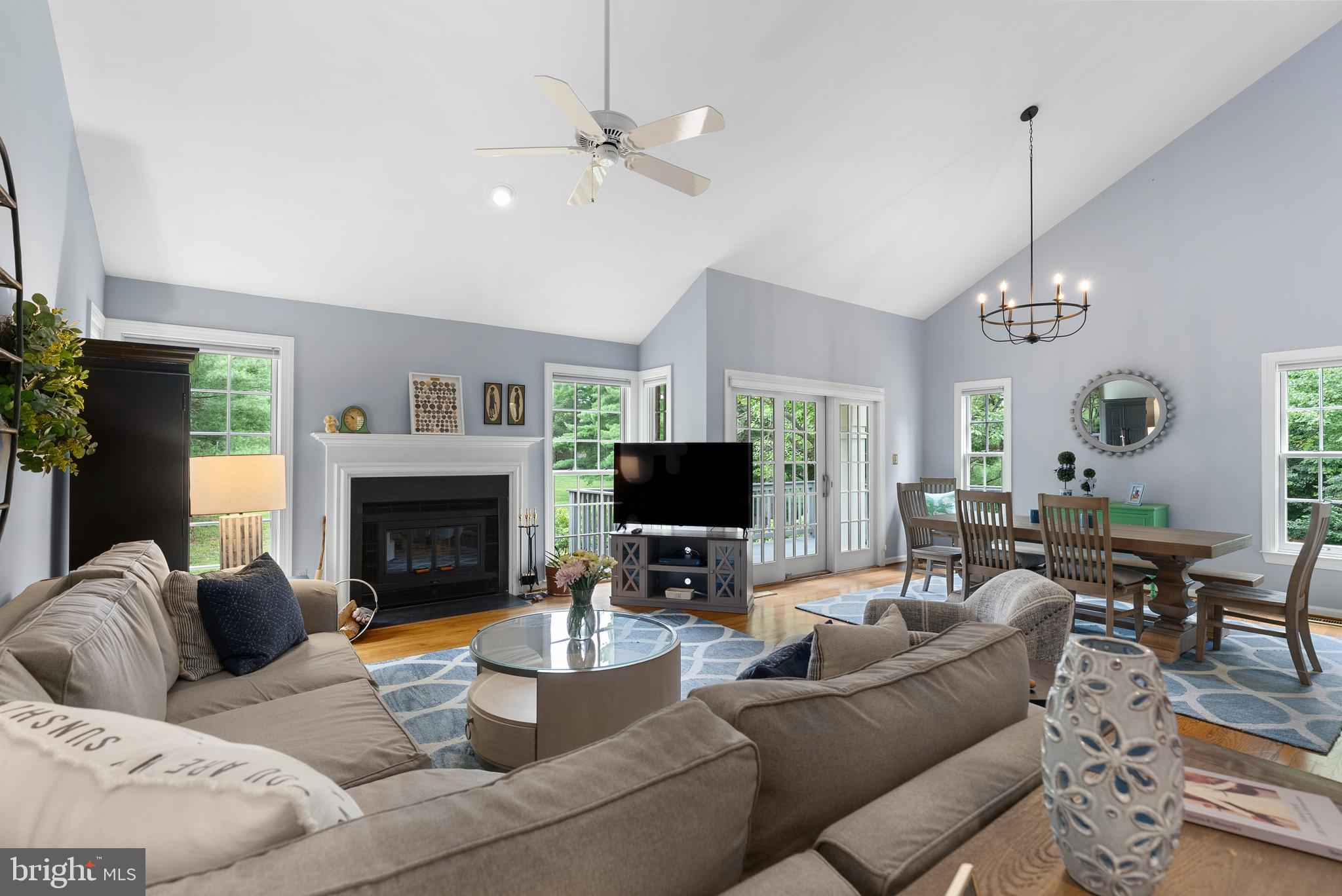 THE MEADOWS OF GREEN SPRING - Residential