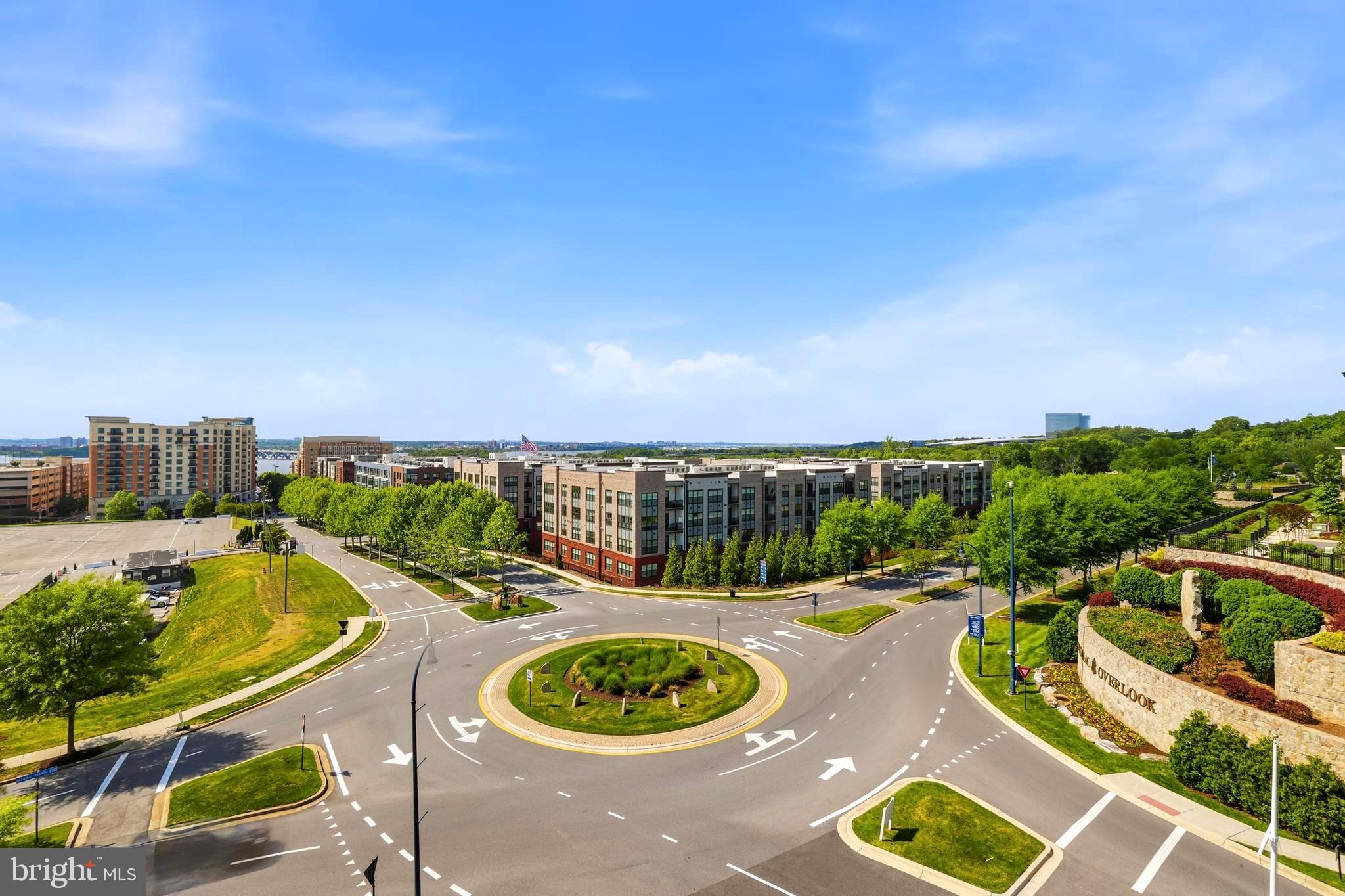 POTOMAC OVERLOOK CONDO - Residential