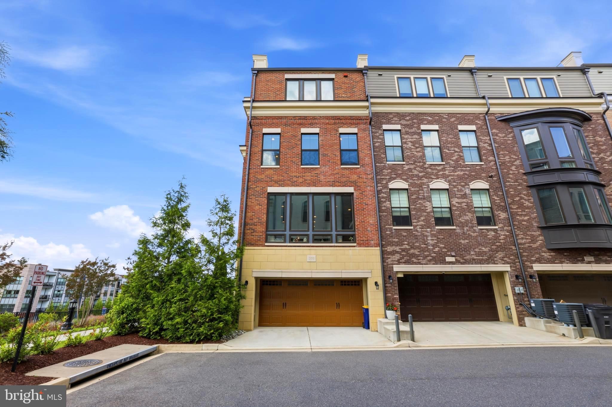 POTOMAC OVERLOOK CONDO - Residential