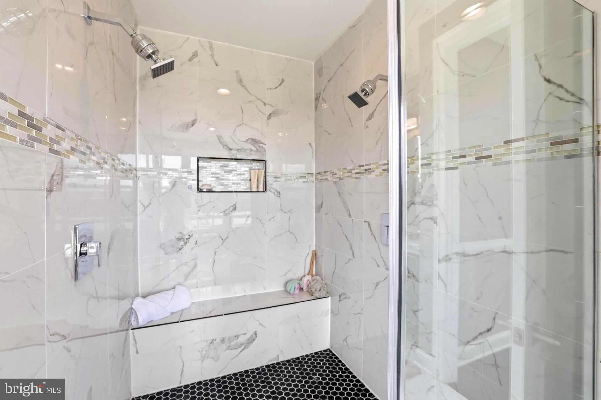 POTOMAC OVERLOOK CONDO - Residential