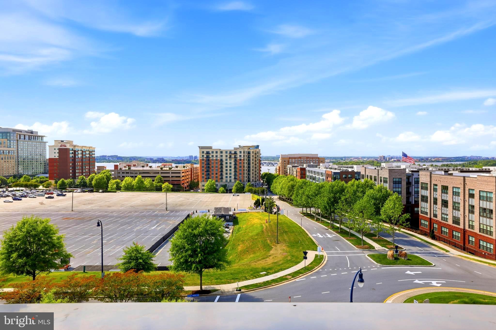 POTOMAC OVERLOOK CONDO - Residential