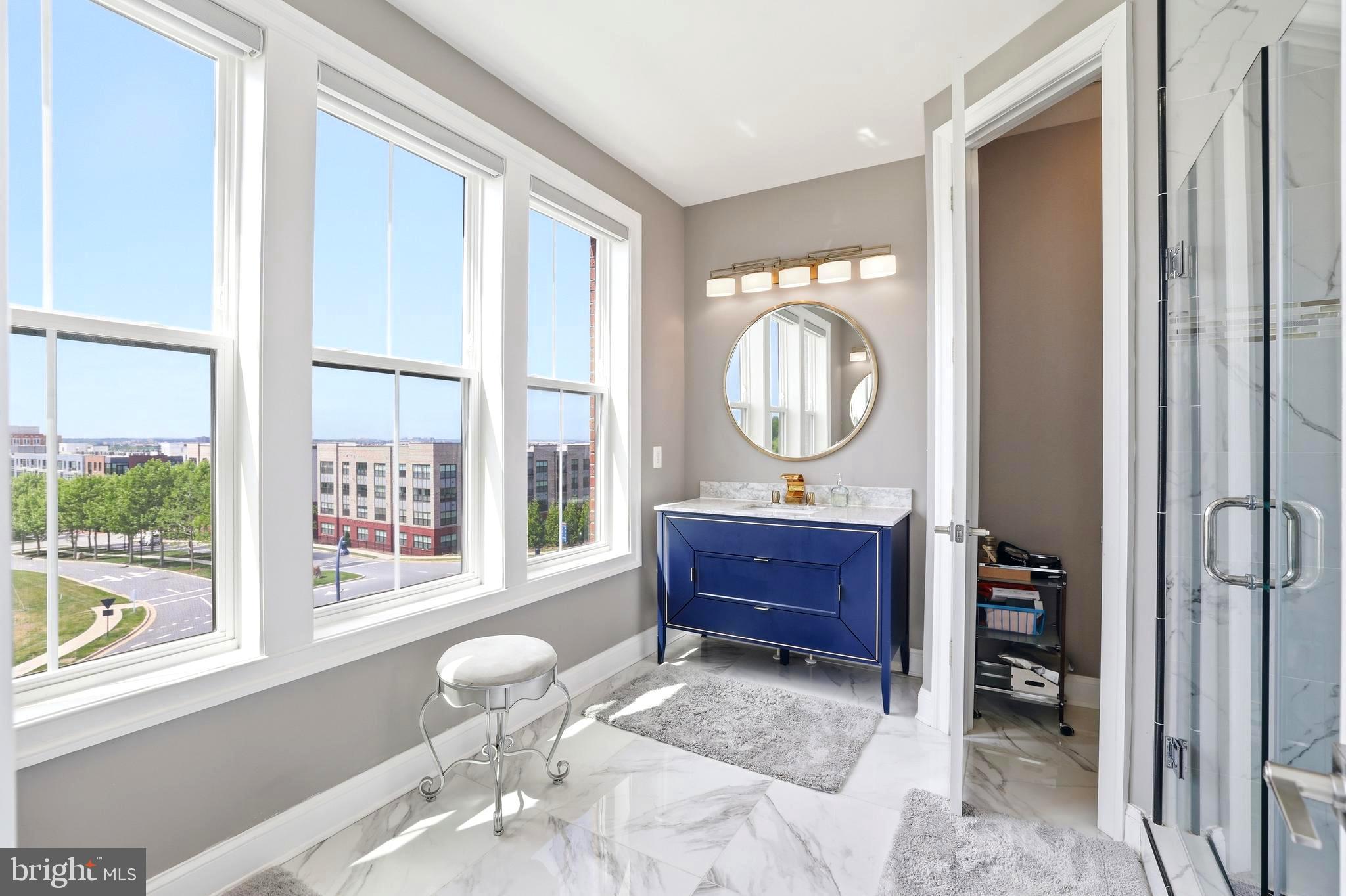 POTOMAC OVERLOOK CONDO - Residential