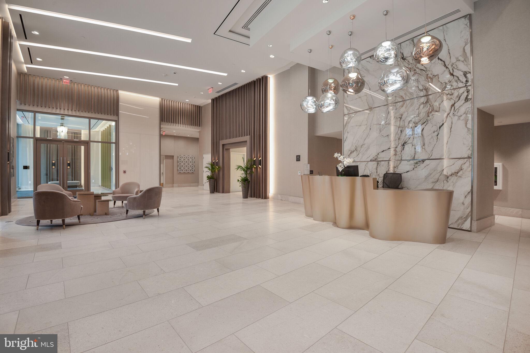 TYSONS CORNER - Residential
