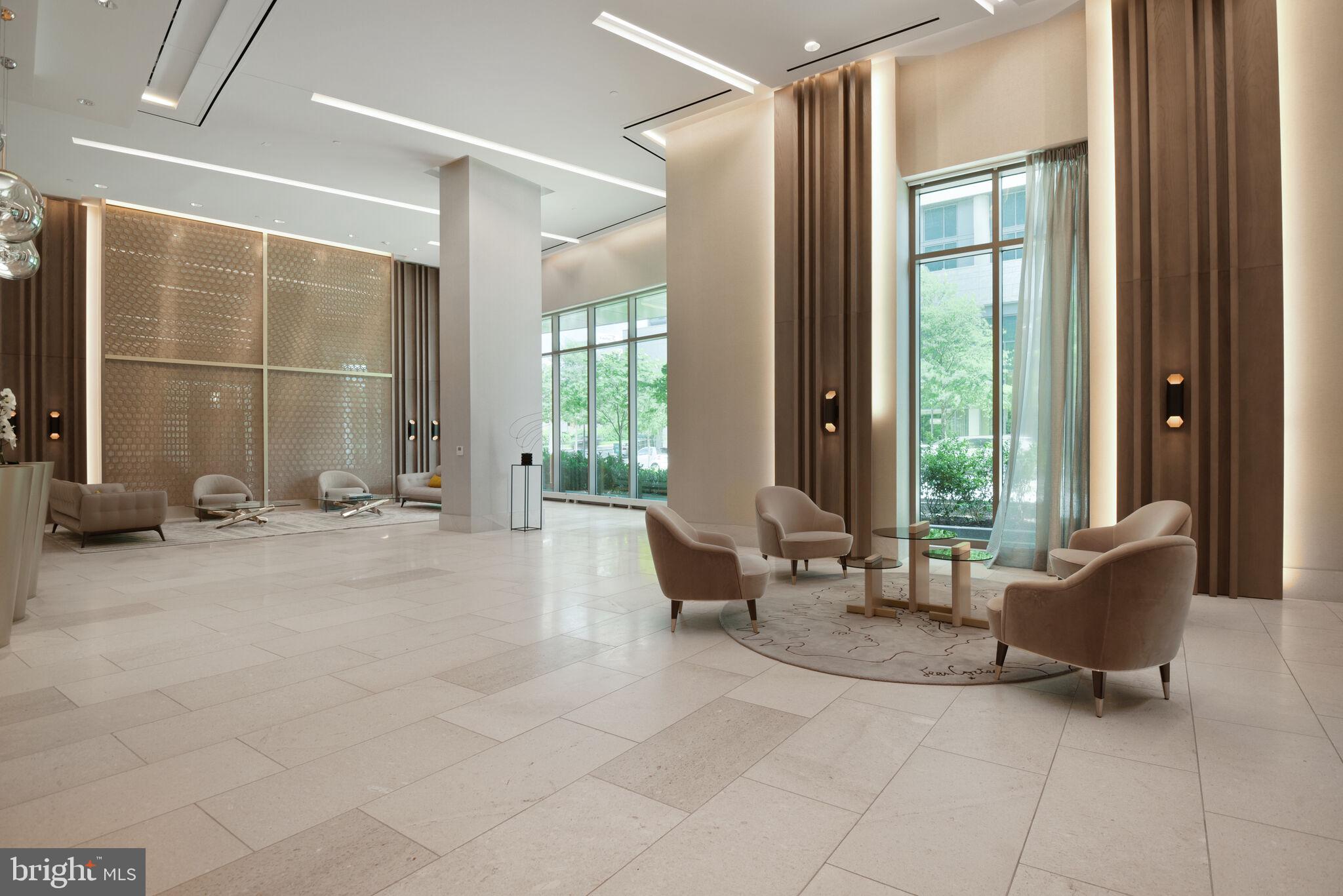 TYSONS CORNER - Residential
