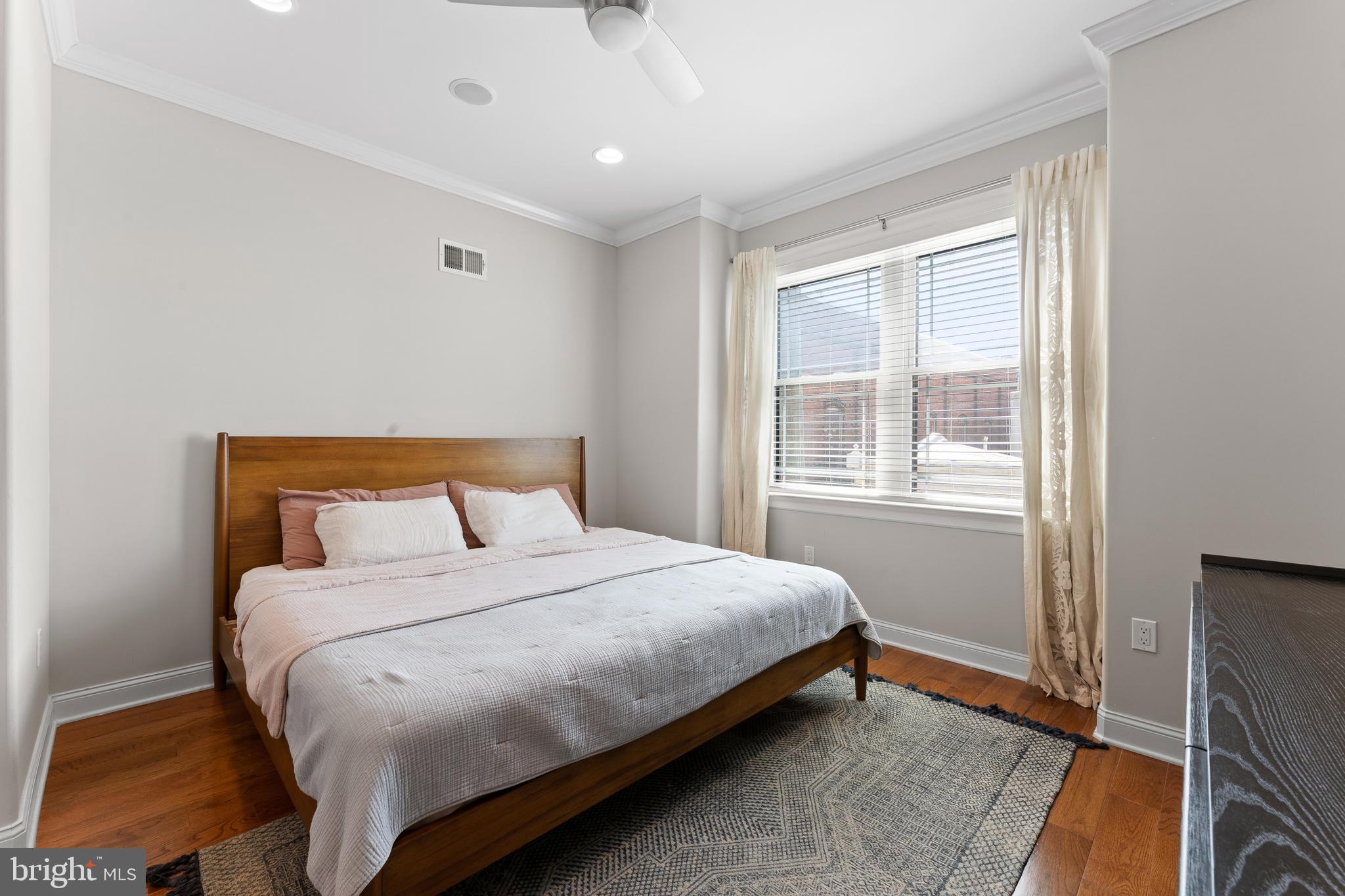 EAST PASSYUNK CROSSING - Residential Lease