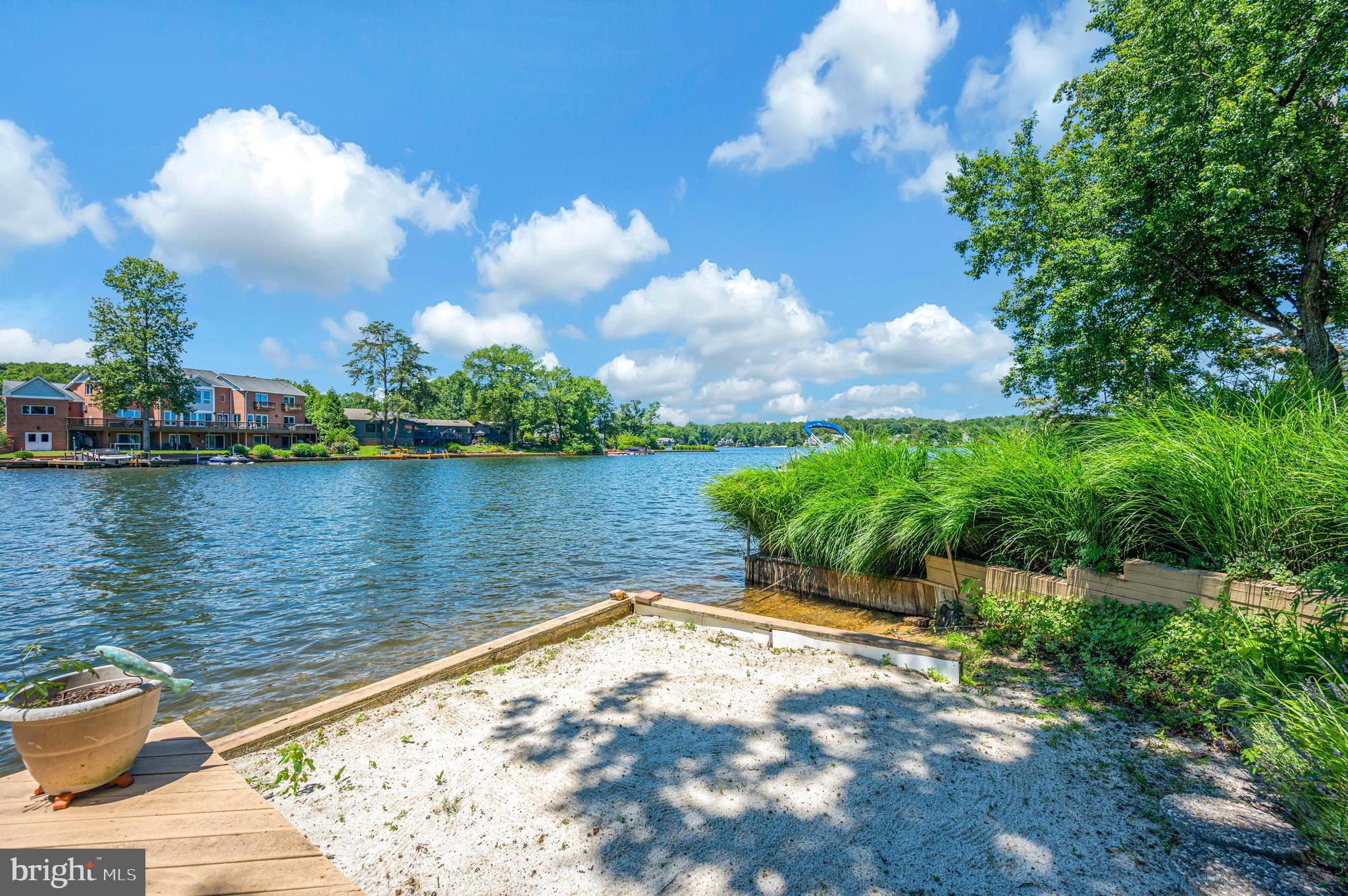 LAKE OF THE WOODS - Residential