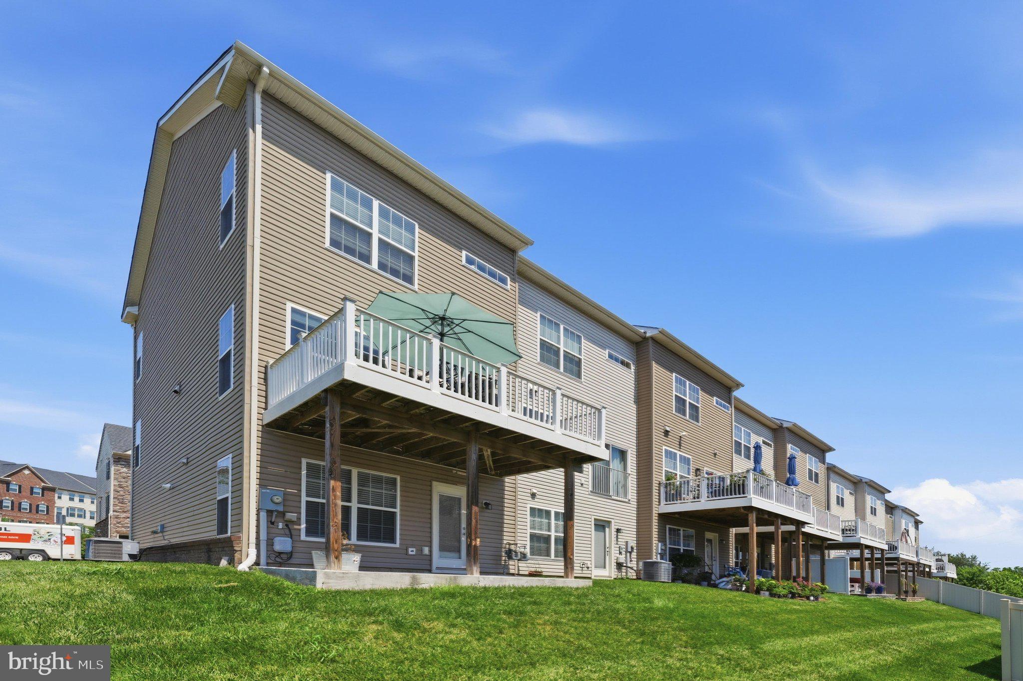 JEFFERSON PLACE - Residential