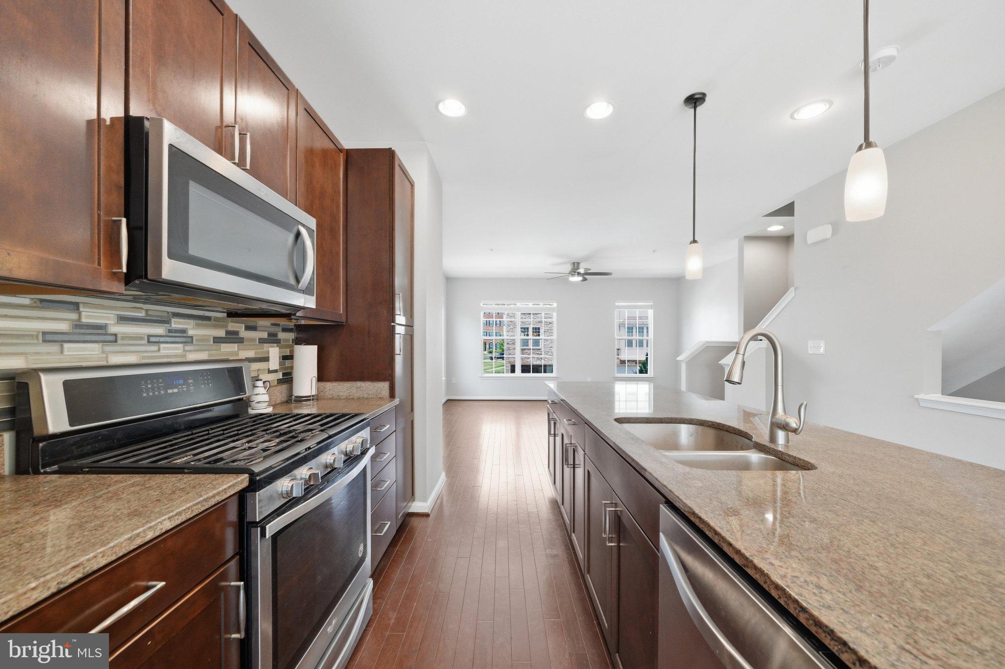 JEFFERSON PLACE - Residential