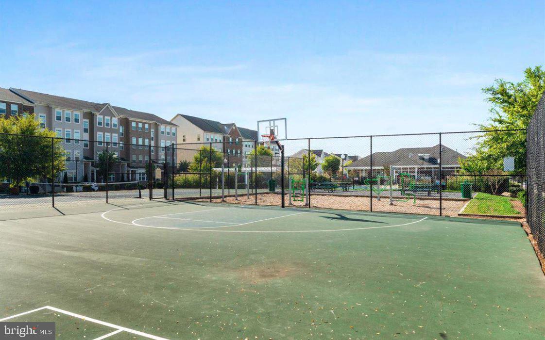 JEFFERSON PLACE - Residential