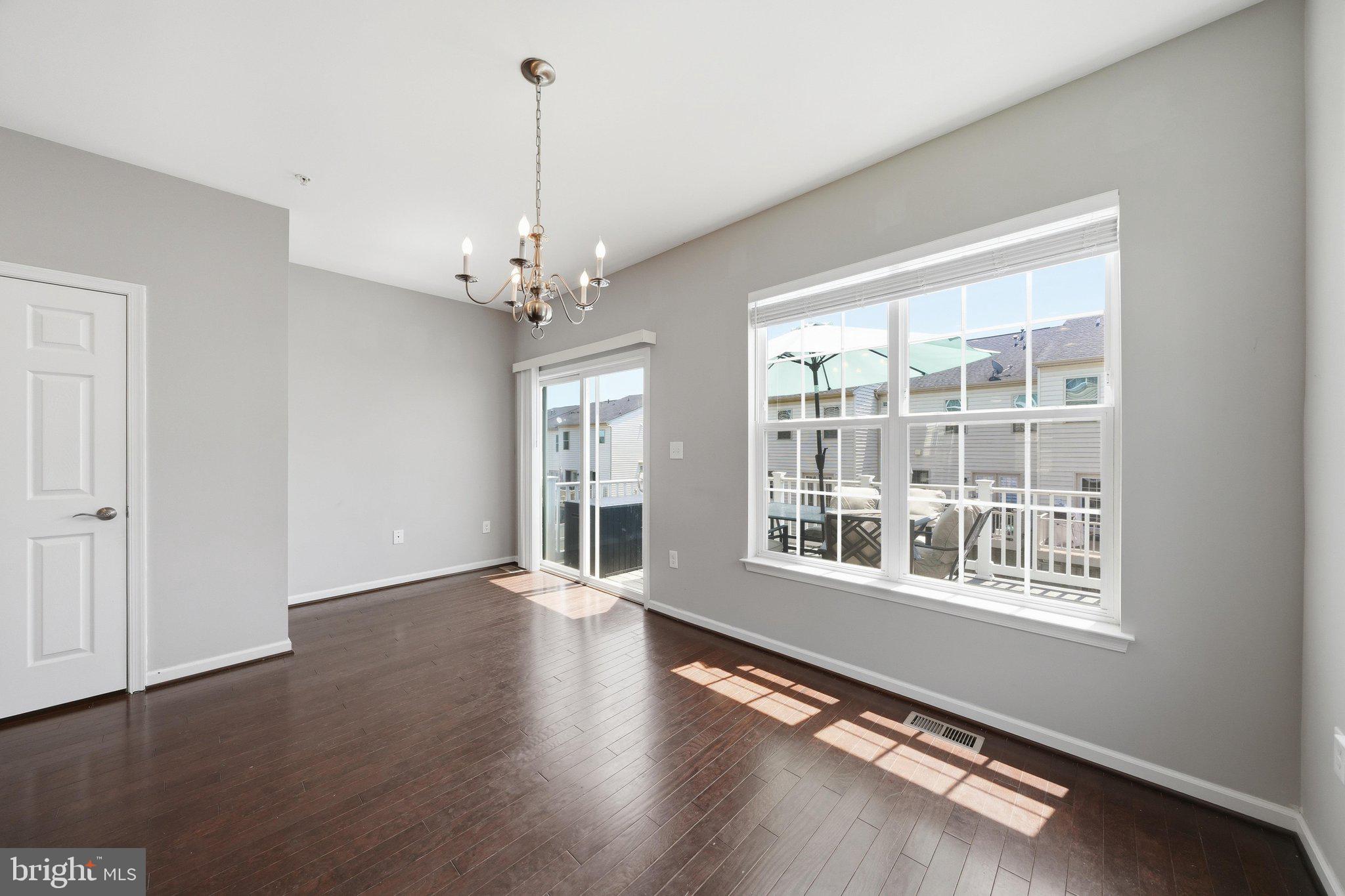 JEFFERSON PLACE - Residential