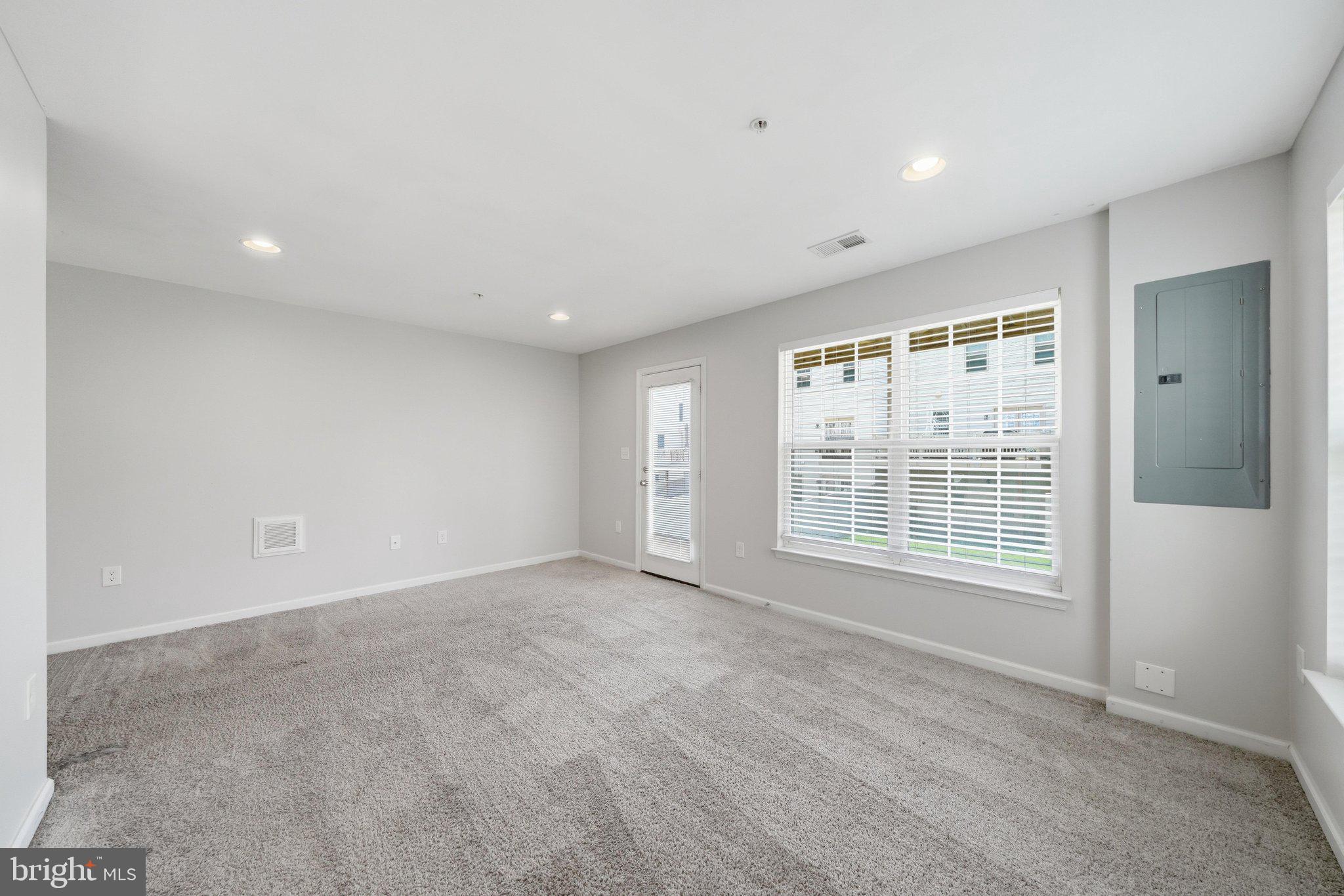 JEFFERSON PLACE - Residential