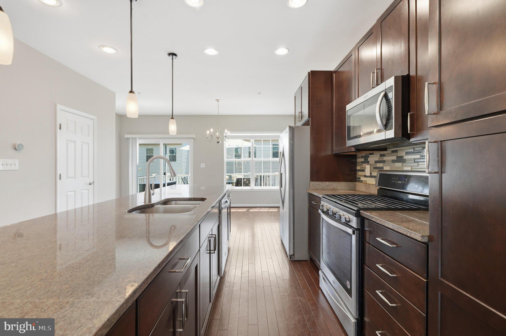 JEFFERSON PLACE - Residential