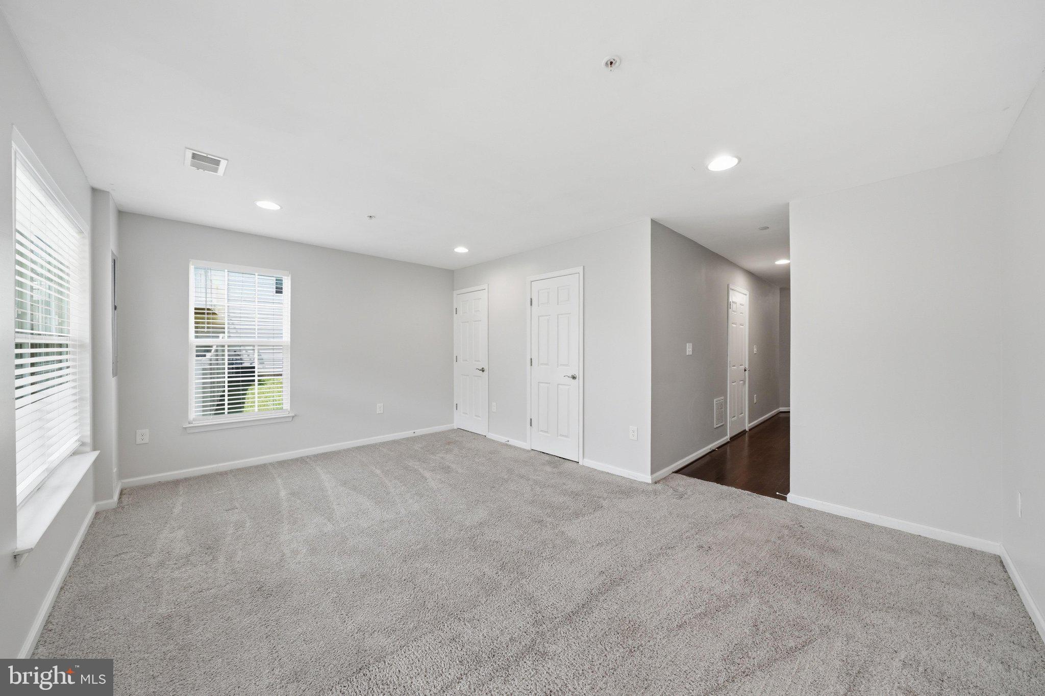JEFFERSON PLACE - Residential