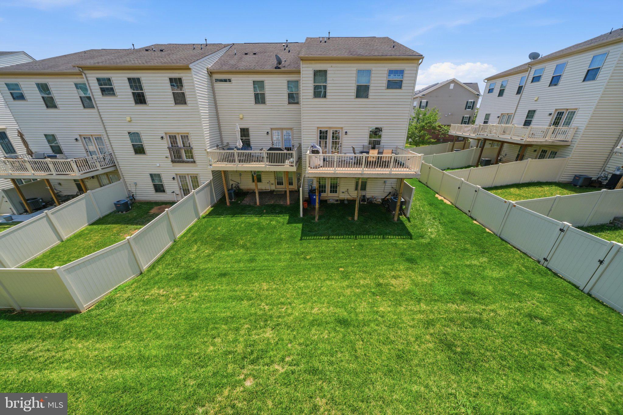 JEFFERSON PLACE - Residential