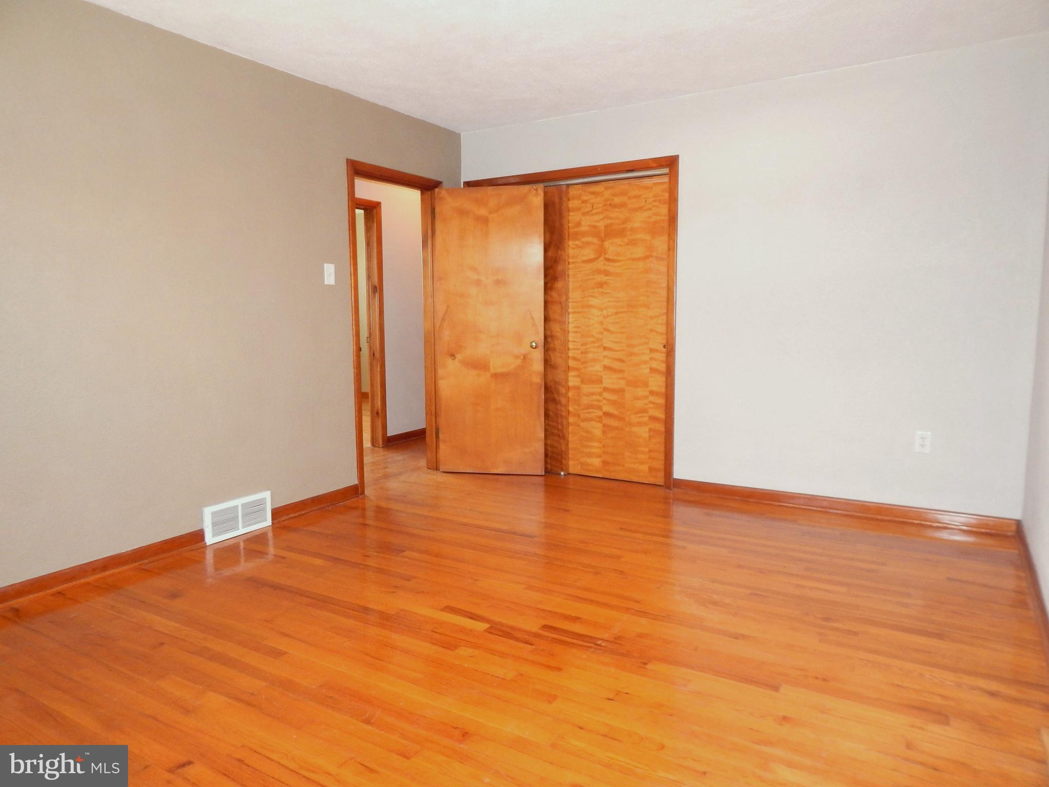 WEST YORK - Residential