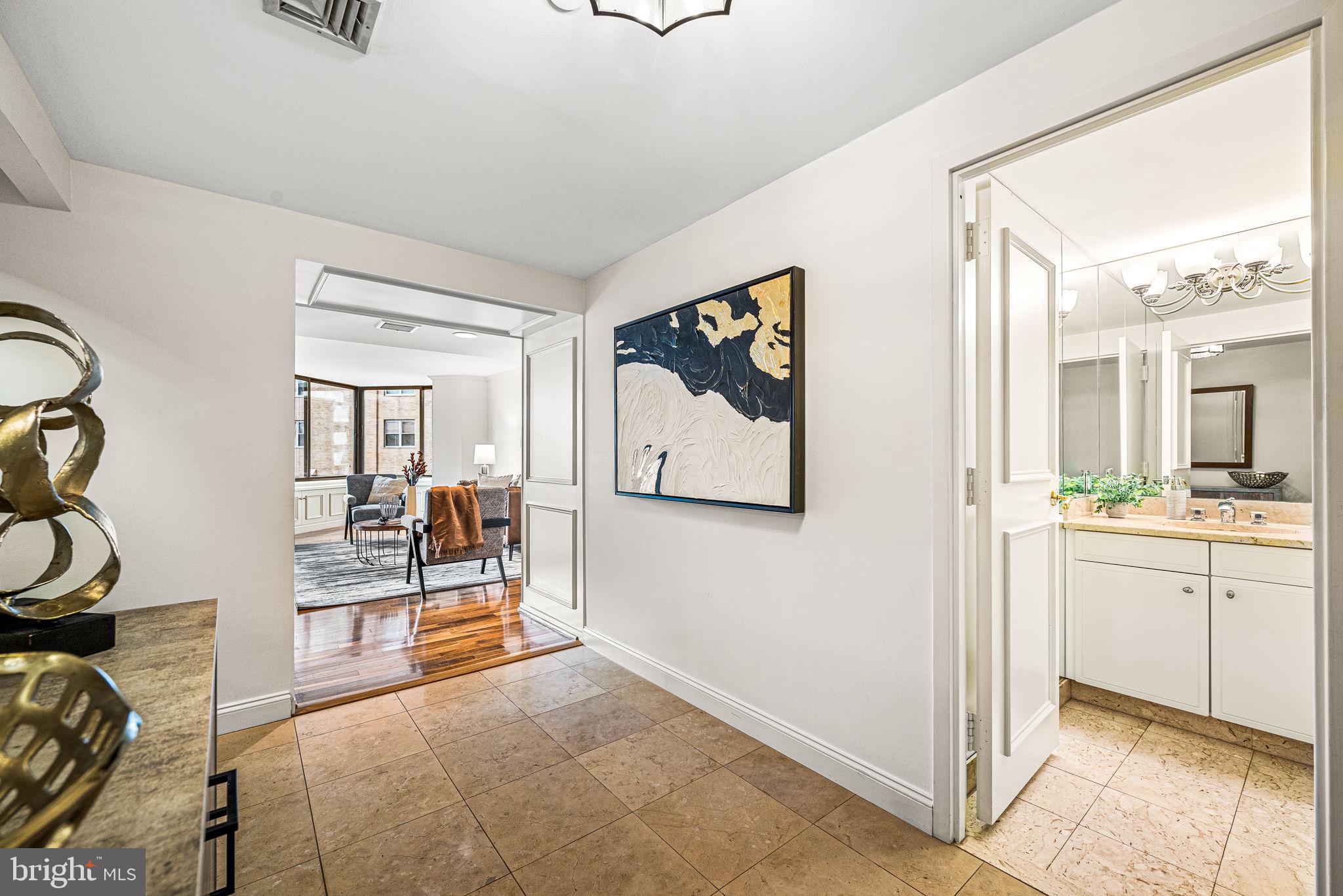 RITTENHOUSE SQUARE - Residential