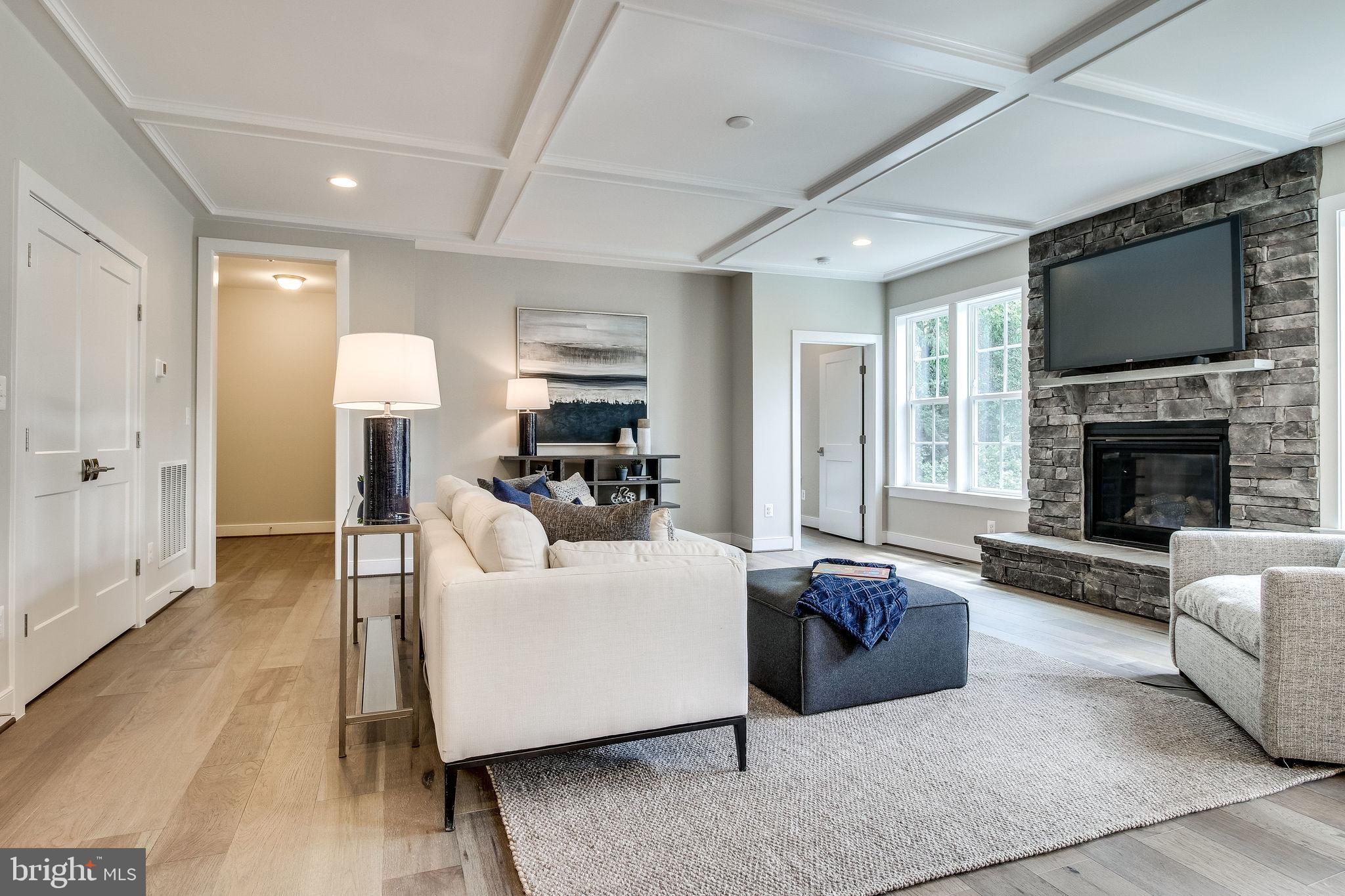 ROSEMONT - Residential