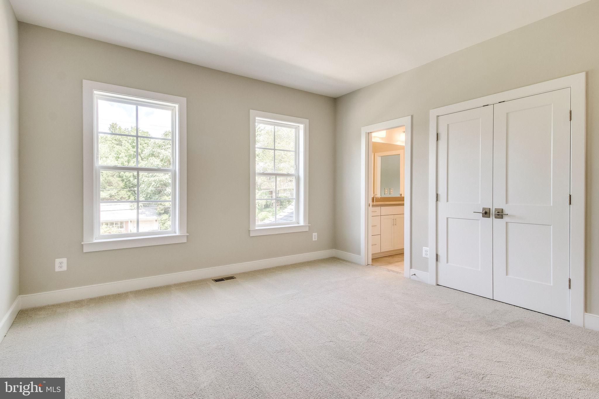 ROSEMONT - Residential