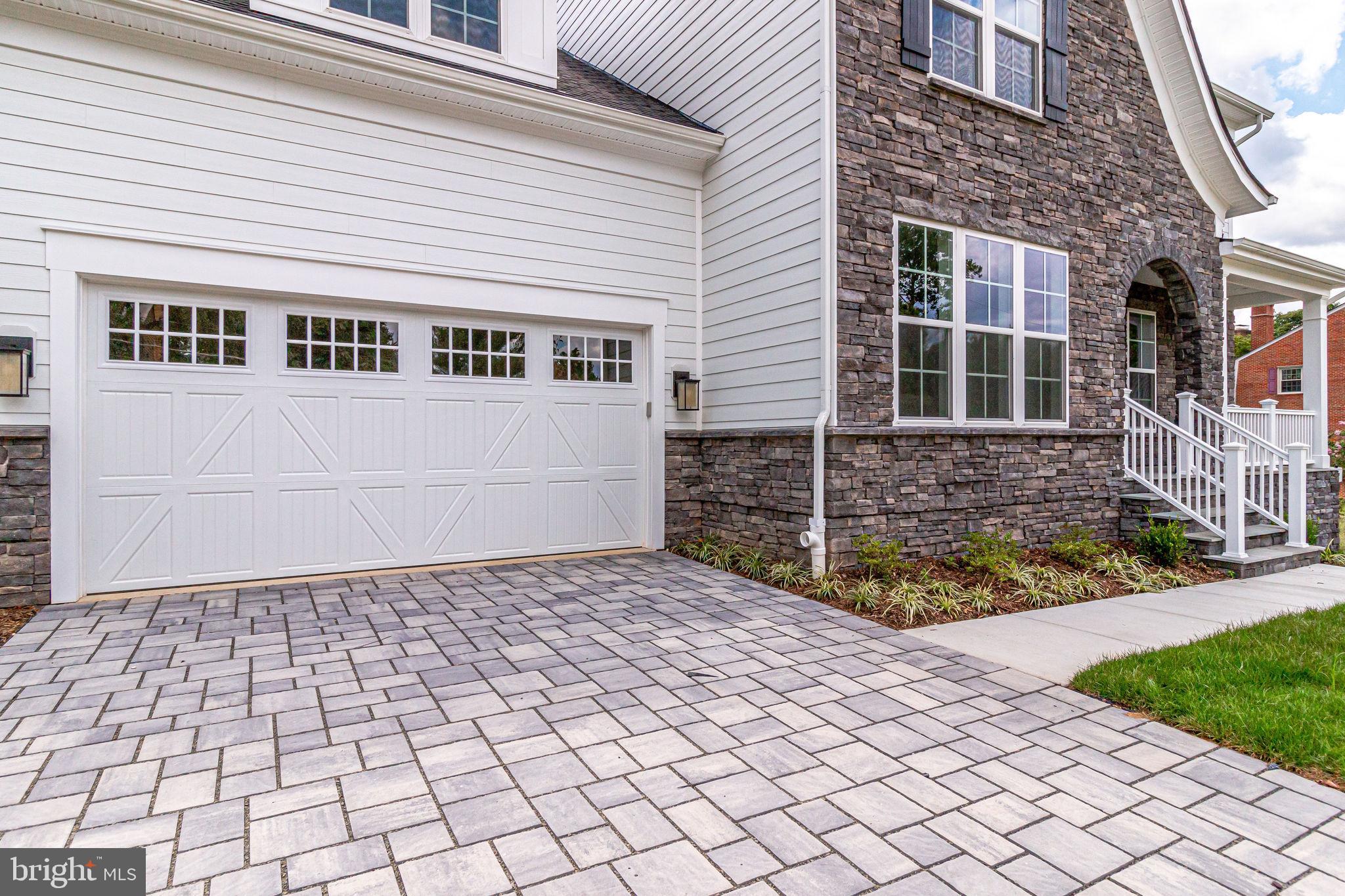 ROSEMONT - Residential