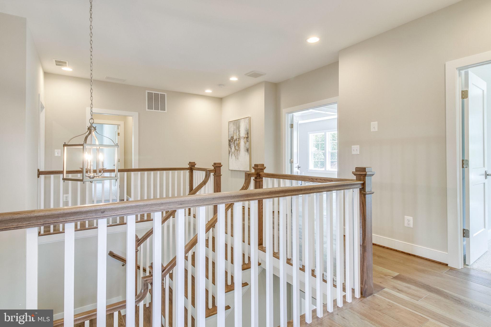 ROSEMONT - Residential