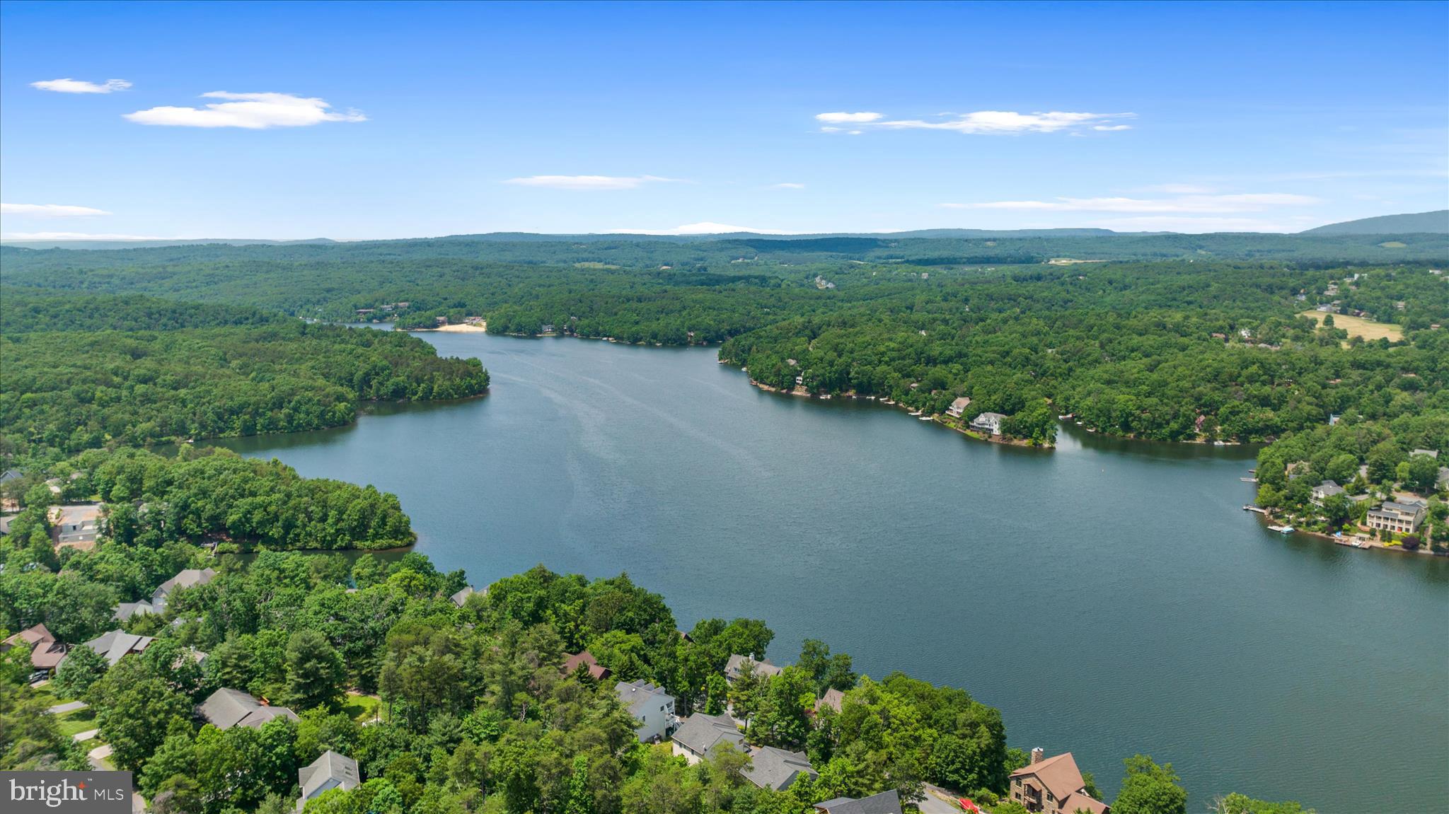 LAKE HOLIDAY ESTATES - Residential