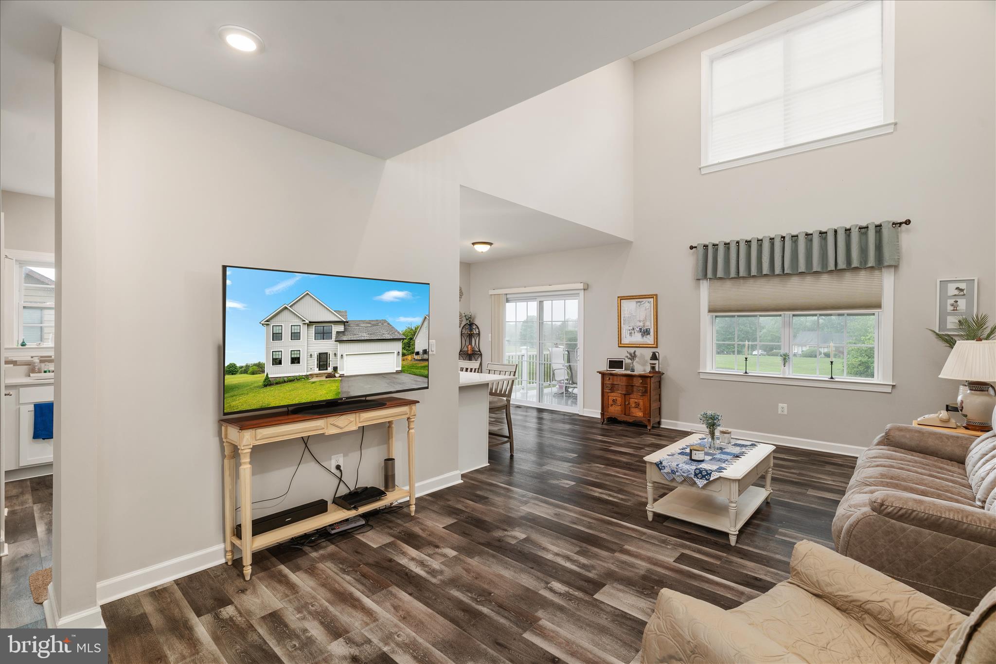 LAKE HOLIDAY ESTATES - Residential