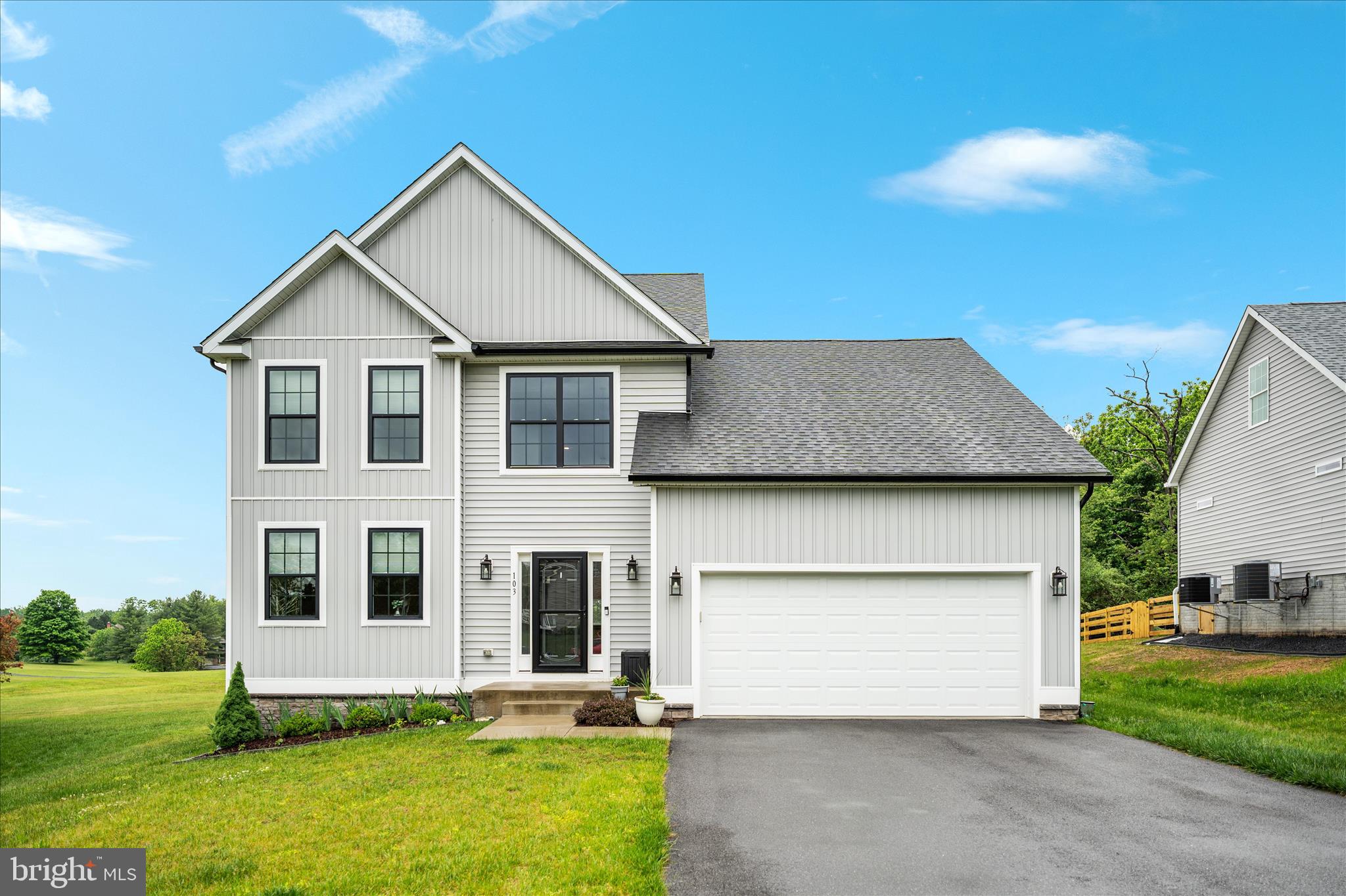 LAKE HOLIDAY ESTATES - Residential