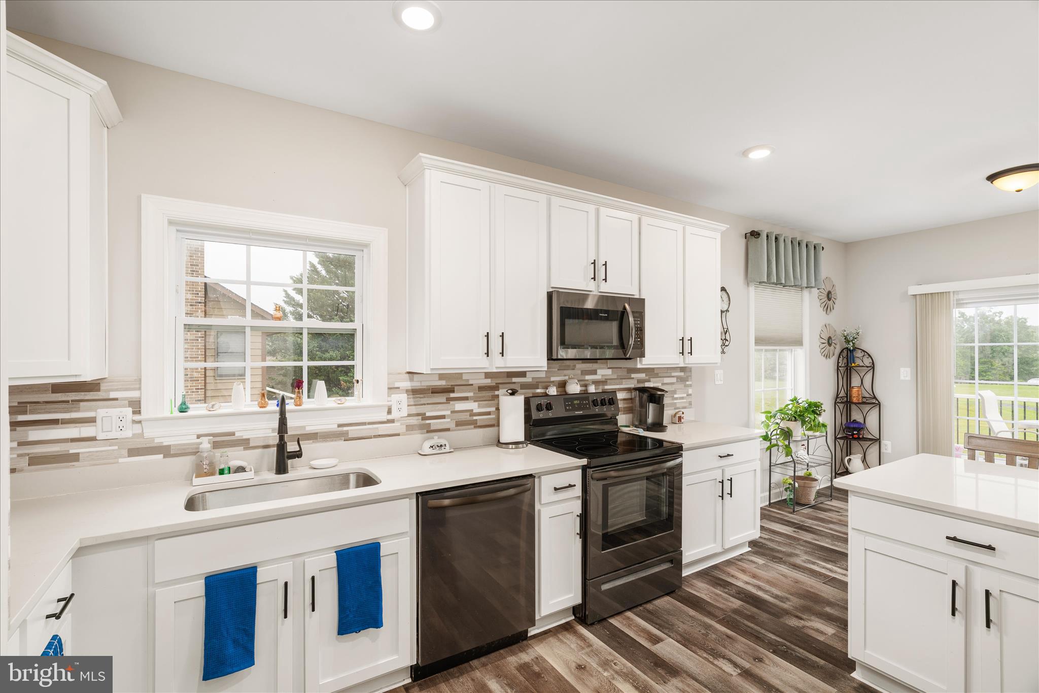 LAKE HOLIDAY ESTATES - Residential