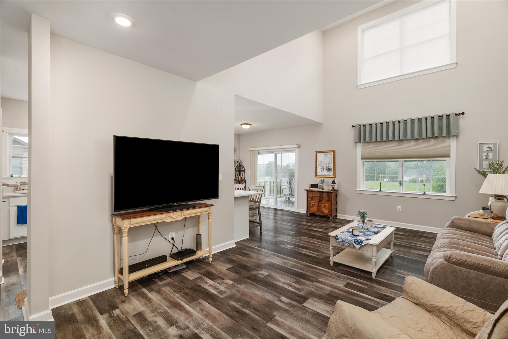 LAKE HOLIDAY ESTATES - Residential