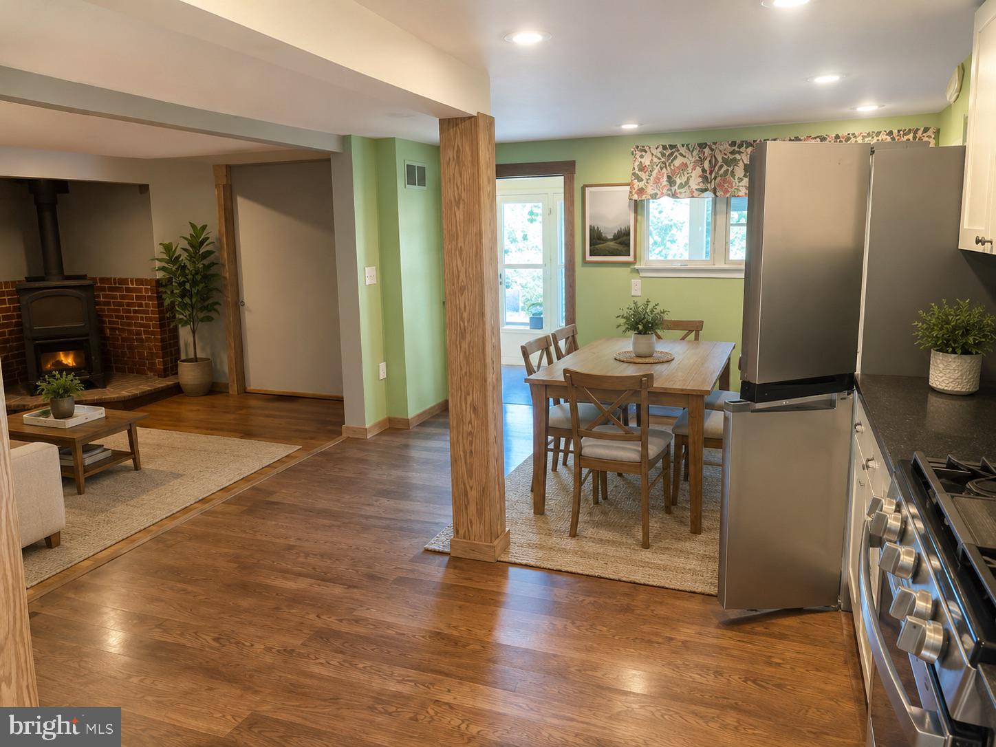 POTTSGROVE - Residential