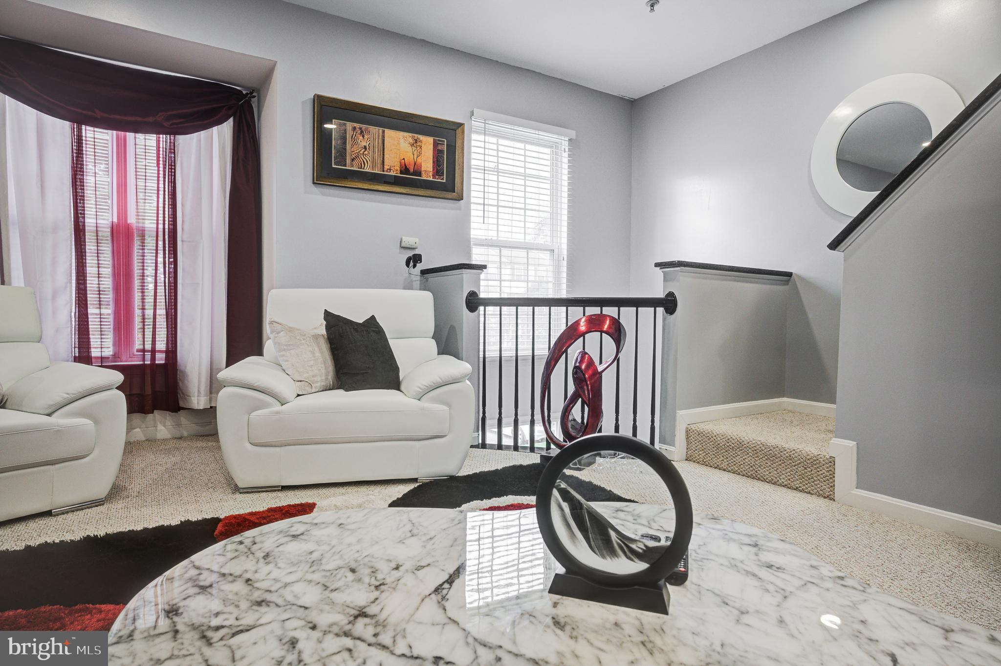 CARROLLWOOD MANOR - Residential